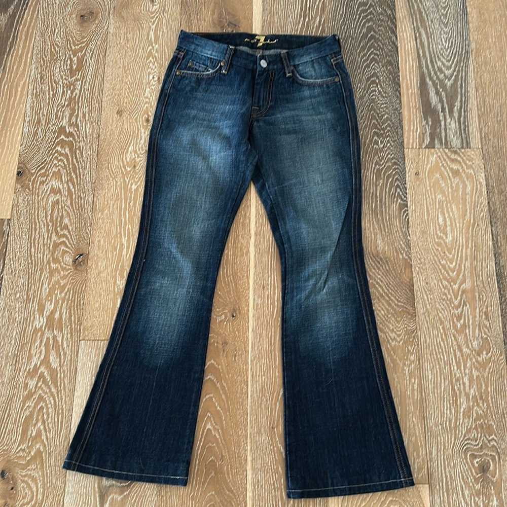 7 FOR ALL MANKIND pink “A Pocket” flare jeans. Size 25. EUC!